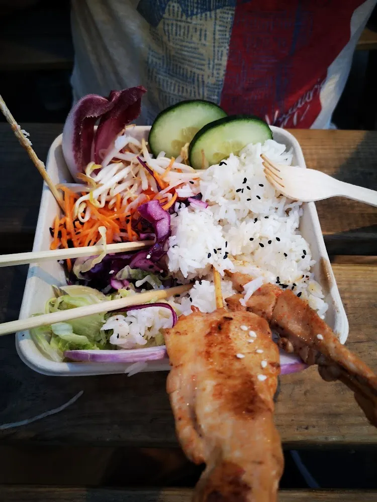 Brochettes de Poulet Aux Cacahuètes